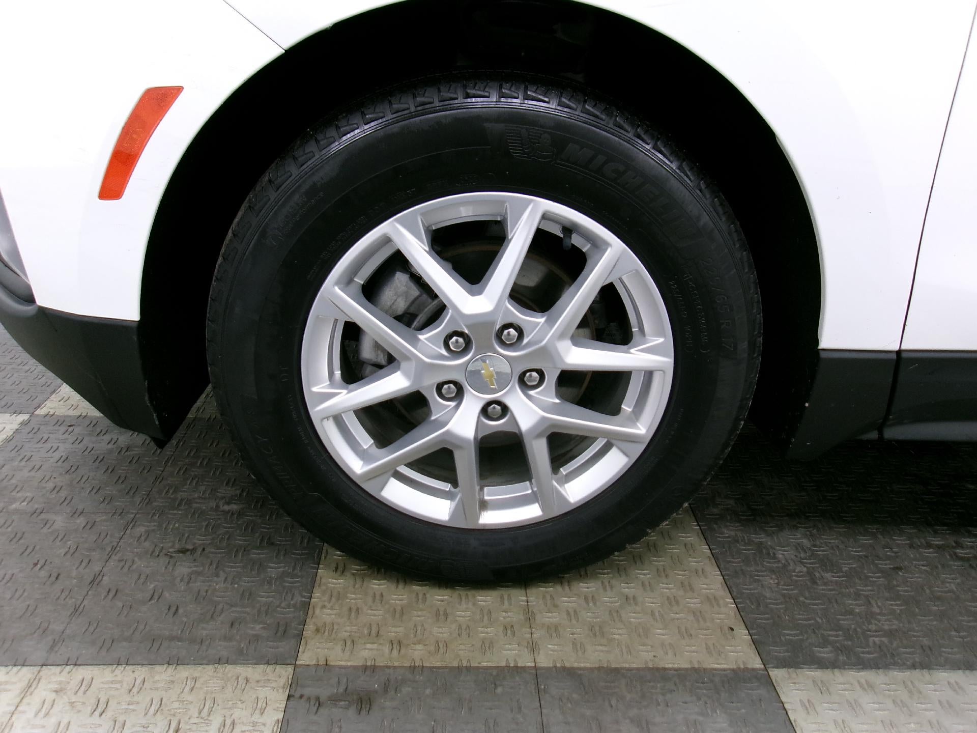 2022 Chevrolet Equinox FWD LT