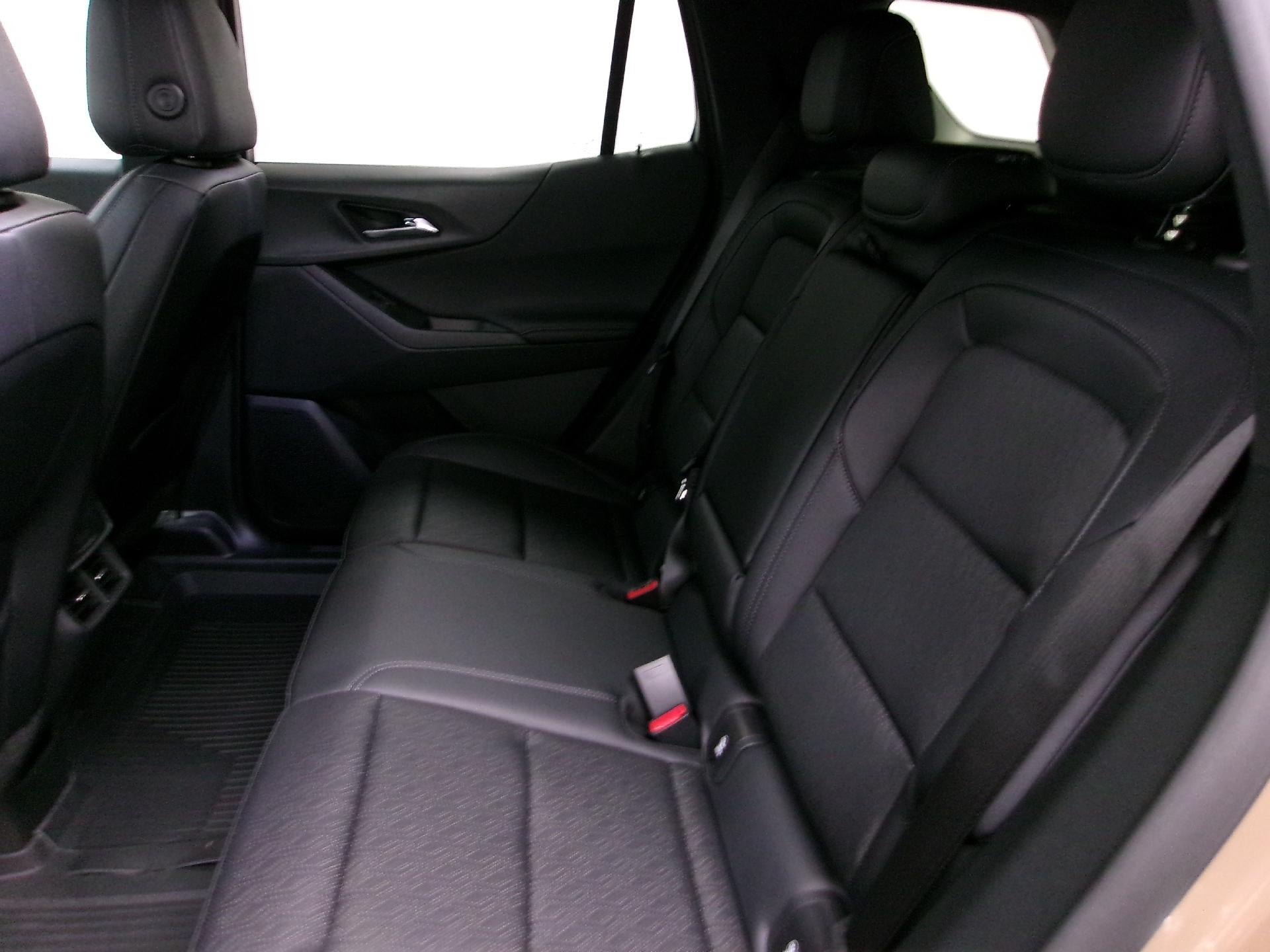2027 Chevrolet Equinox AWD LT