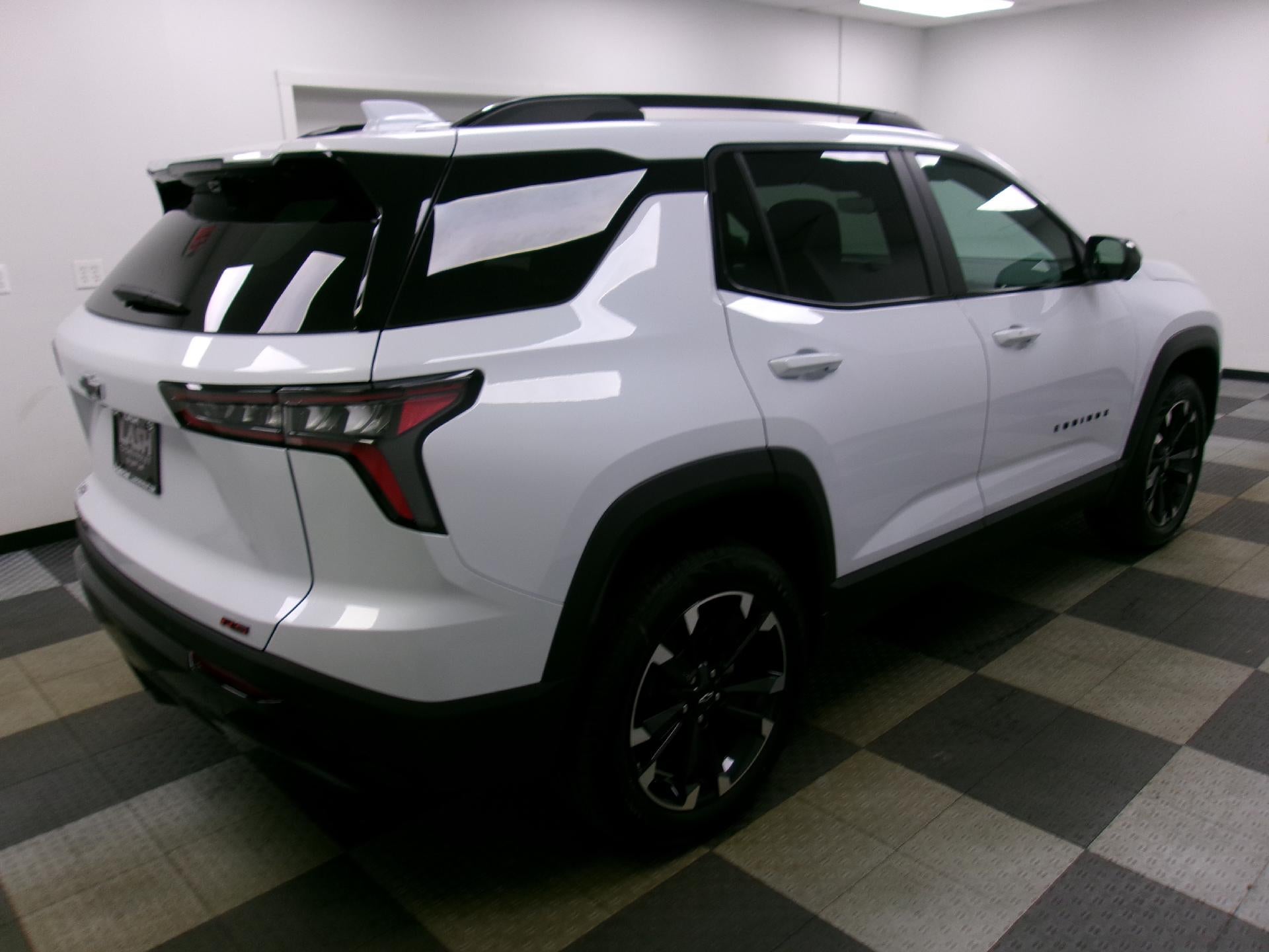 2027 Chevrolet Equinox AWD RS