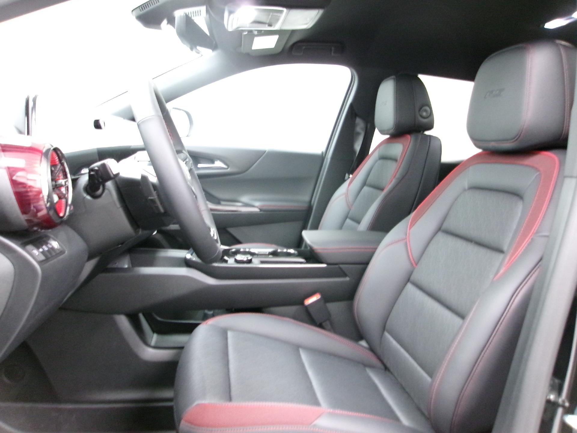 2027 Chevrolet Equinox RS - Photo 9