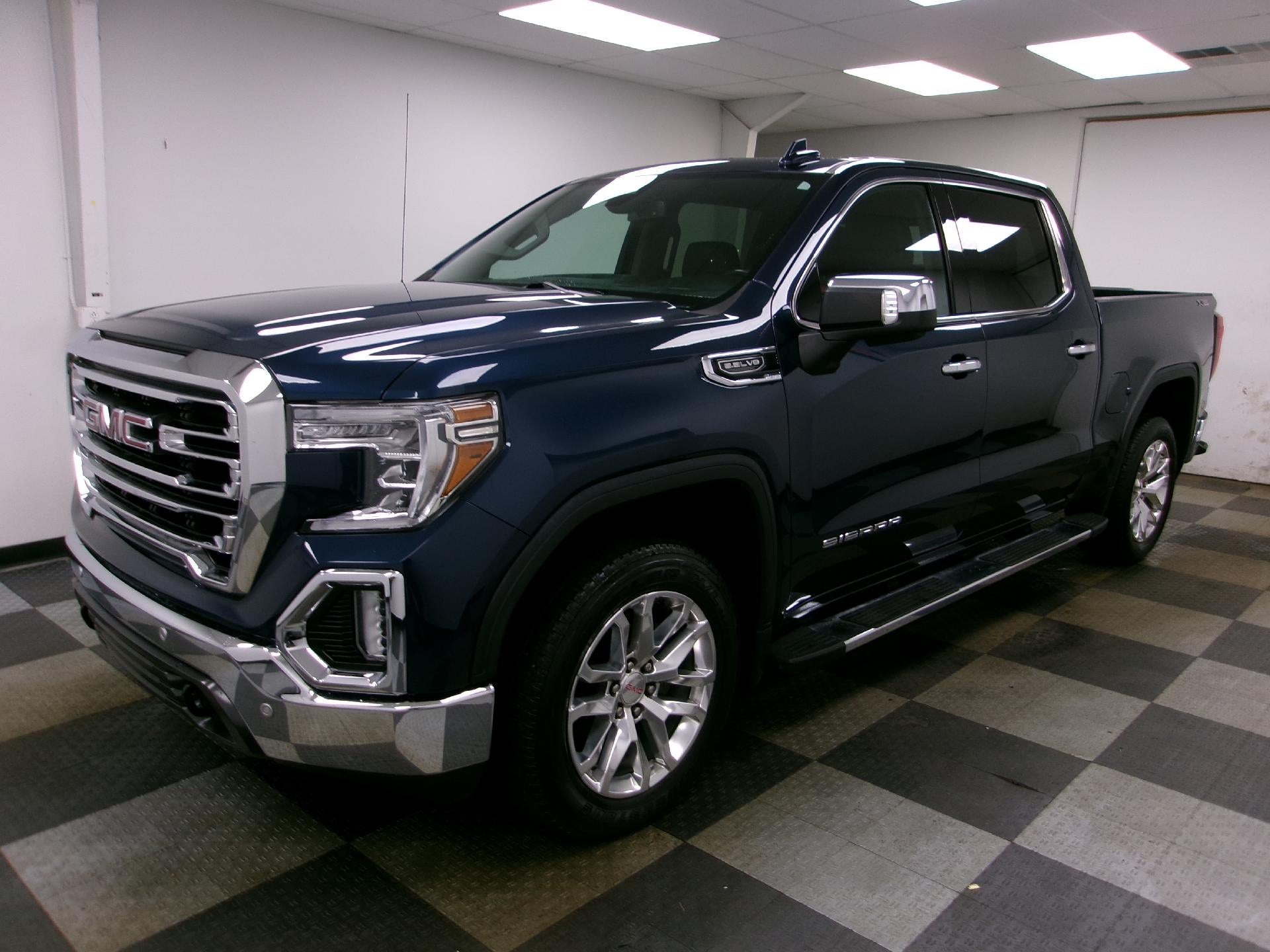 2019 GMC Sierra 1500 Crew Cab Short Box 4-Wheel Drive SLT