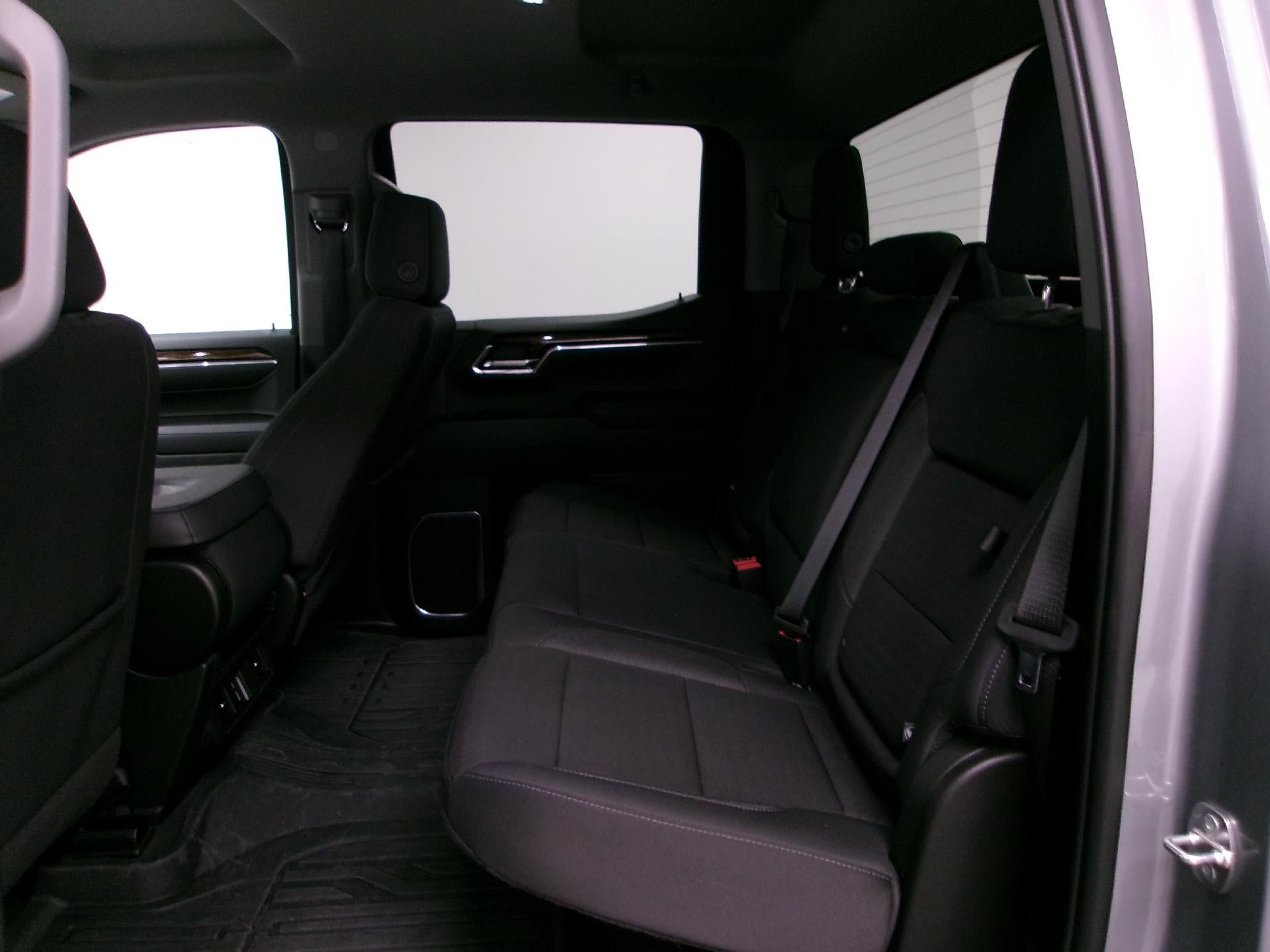 2024 GMC Sierra 1500 Crew Cab Standard Box 4-Wheel Drive Elevation