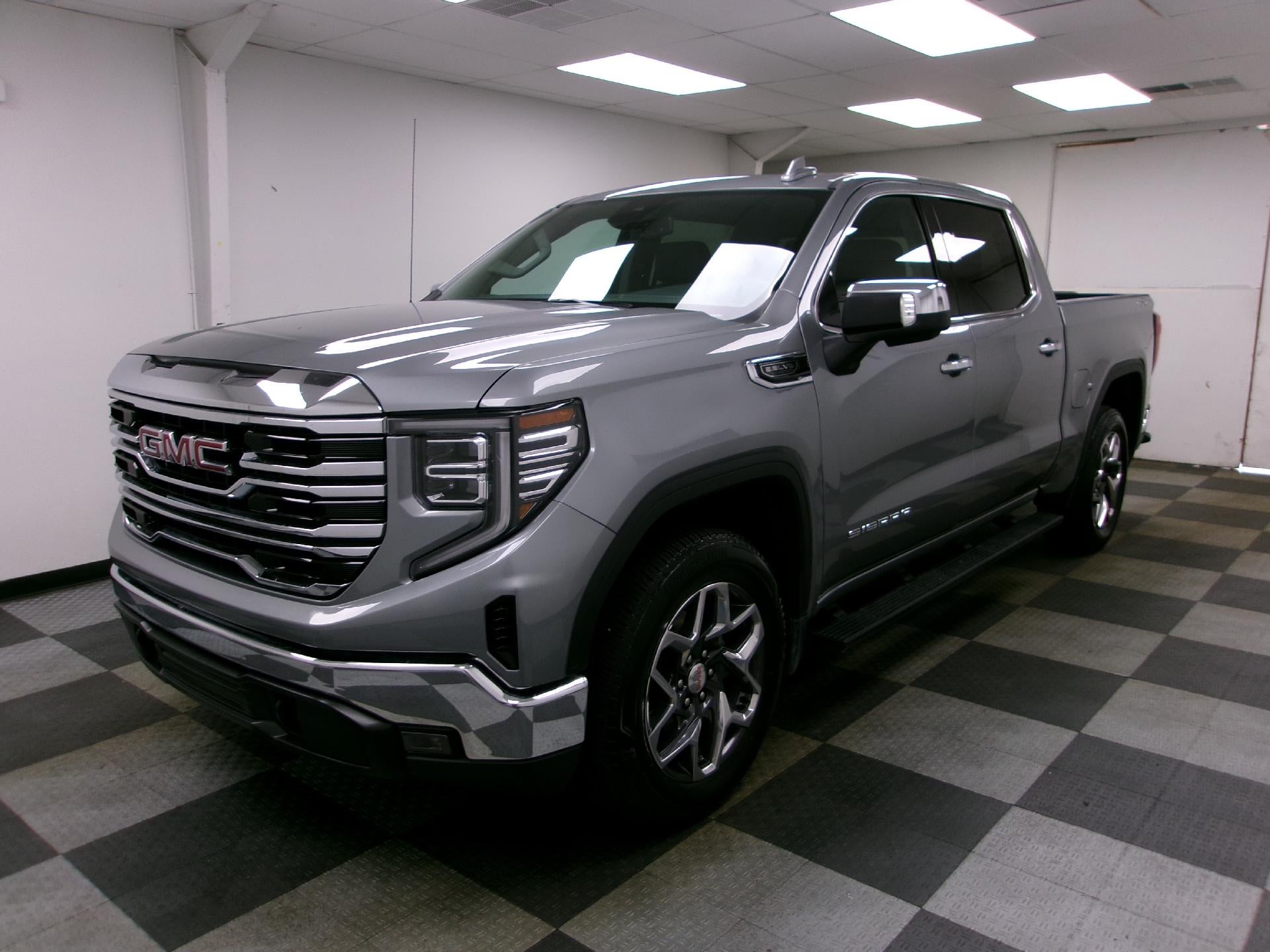 2024 GMC Sierra 1500 Crew Cab Short Box 4-Wheel Drive SLT