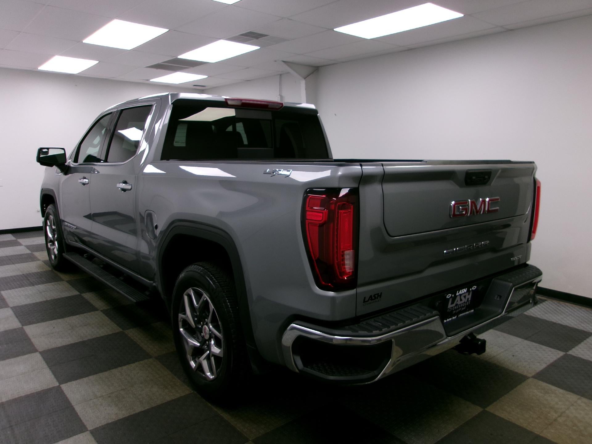 2024 GMC Sierra 1500 Crew Cab Short Box 4-Wheel Drive SLT