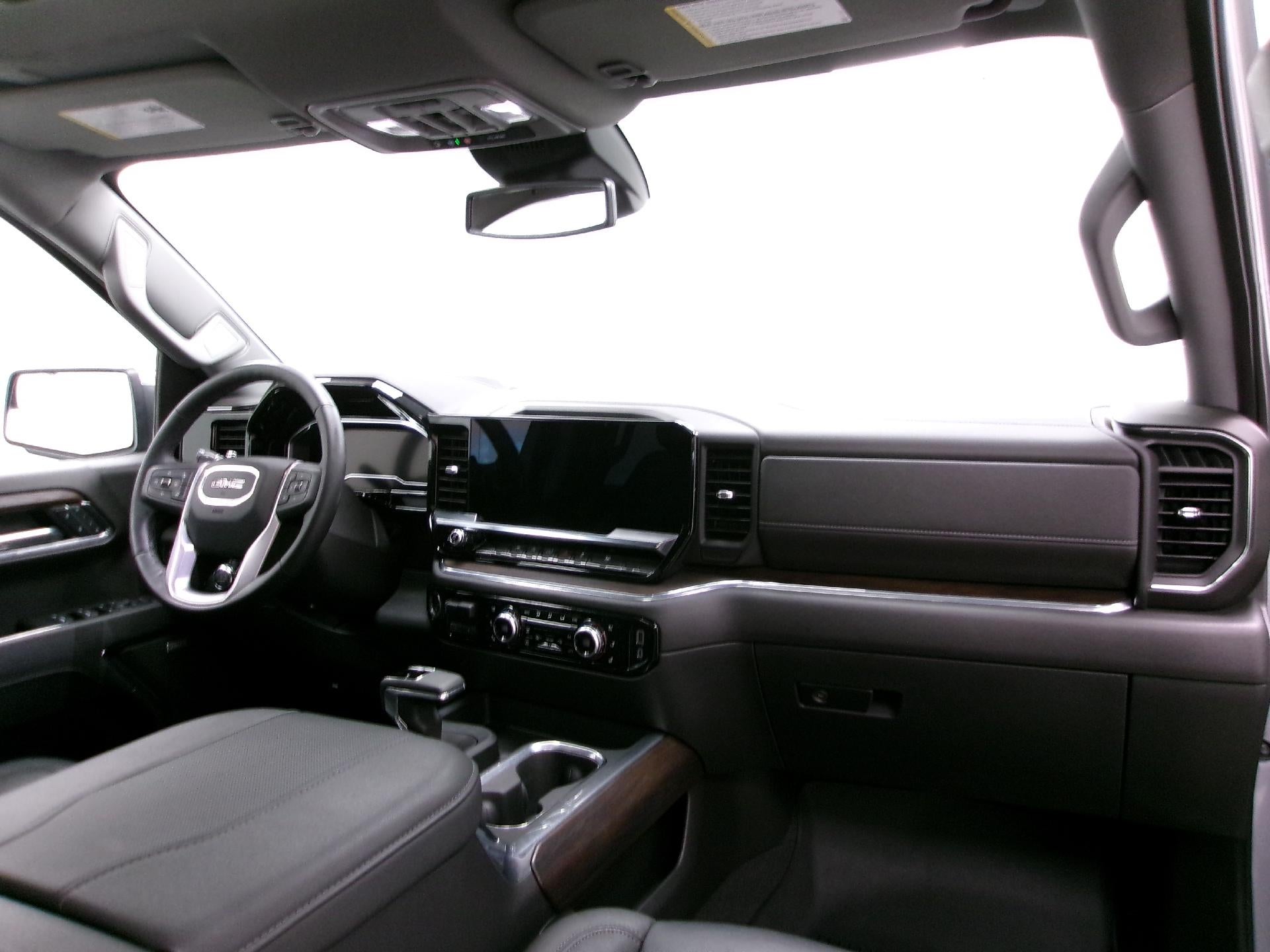 2024 GMC Sierra 1500 Crew Cab Short Box 4-Wheel Drive SLT