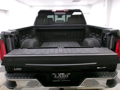 2022 GMC Sierra 1500 Crew Cab Short Box 4-Wheel Drive SLT
