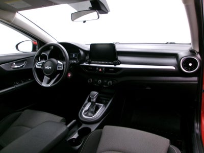 2022 Kia Forte LXS IVT