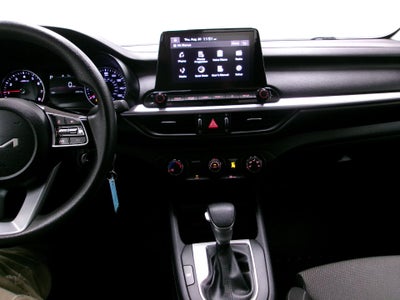 2022 Kia Forte LXS IVT