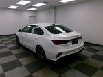2024 Kia Forte LXS IVT