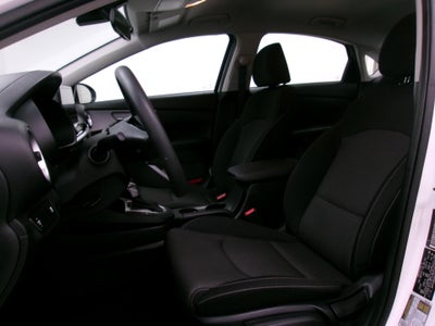 2024 Kia Forte LXS IVT