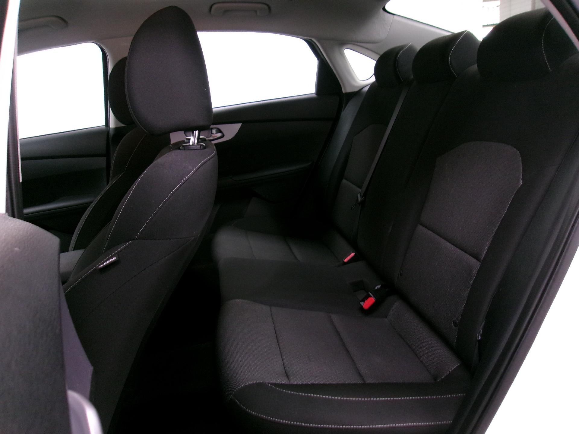 2024 Kia Forte LXS IVT