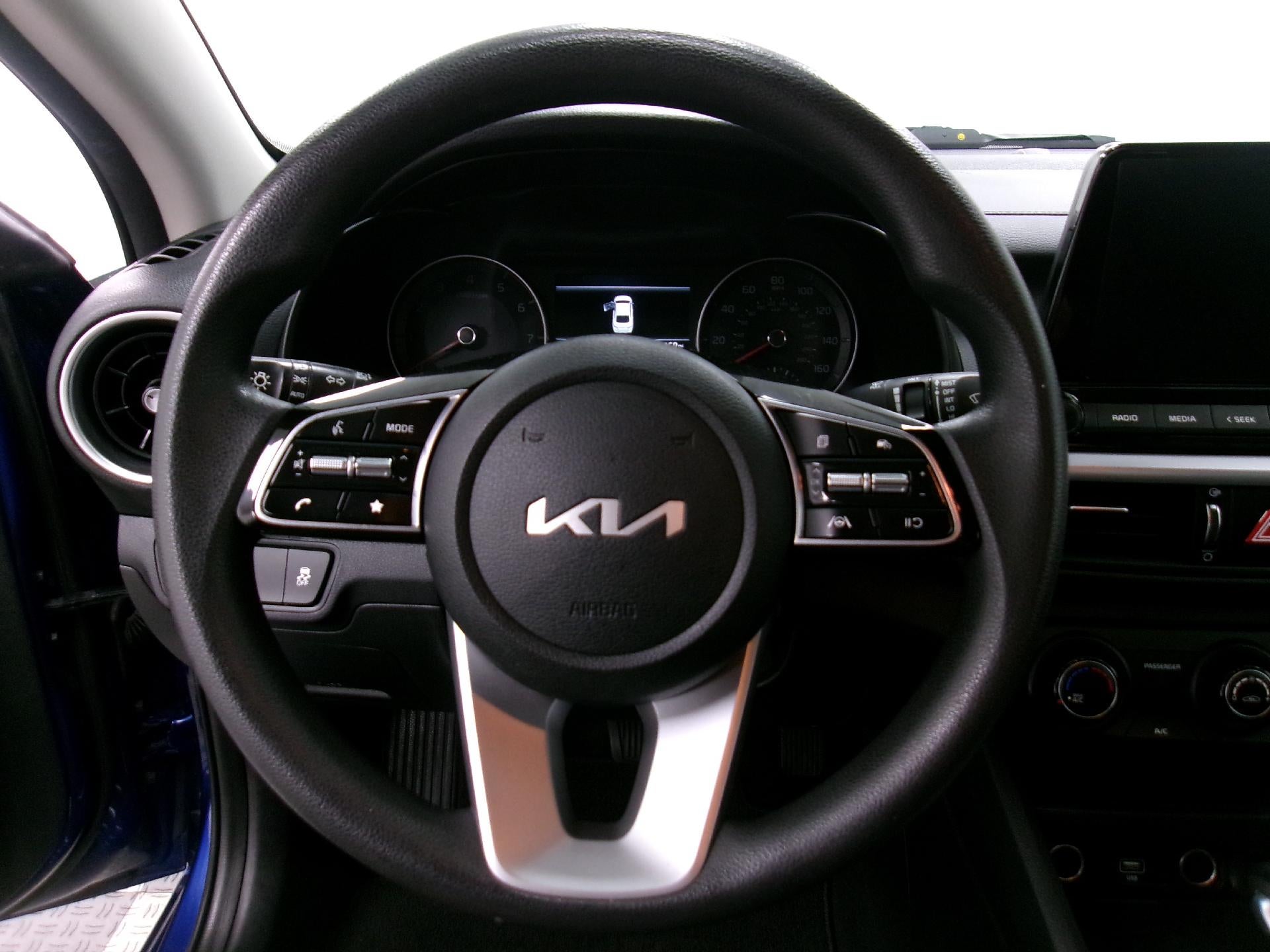 2022 Kia Forte LXS IVT