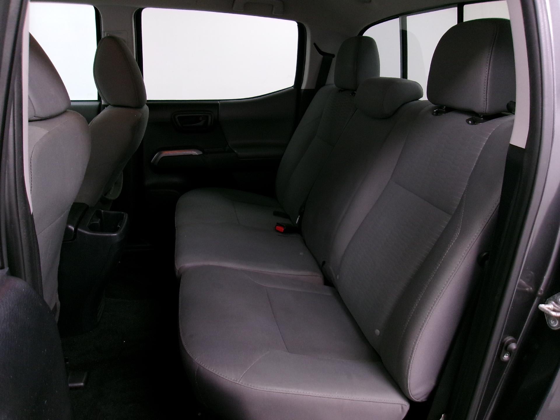 2018 Toyota Tacoma SR5 Double Cab 5' Bed V6 4x2 AT (GS)