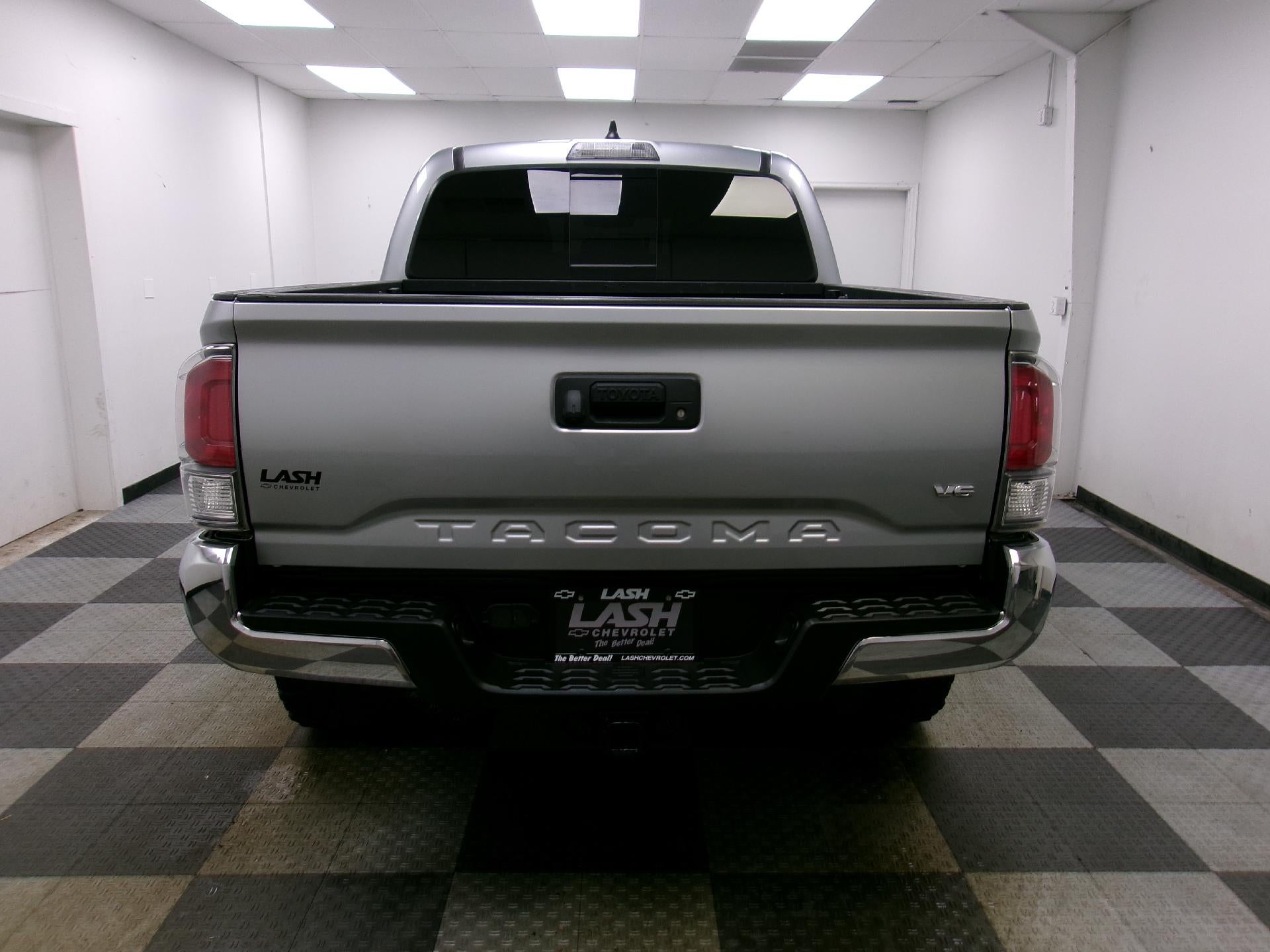 2022 Toyota Tacoma 4WD 4WD TRD Sport Double Cab 5' Bed V6 MT (Natl)