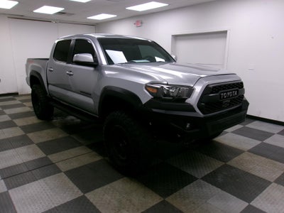 2022 Toyota Tacoma 4WD 4WD TRD Sport Double Cab 5' Bed V6 MT (Natl)