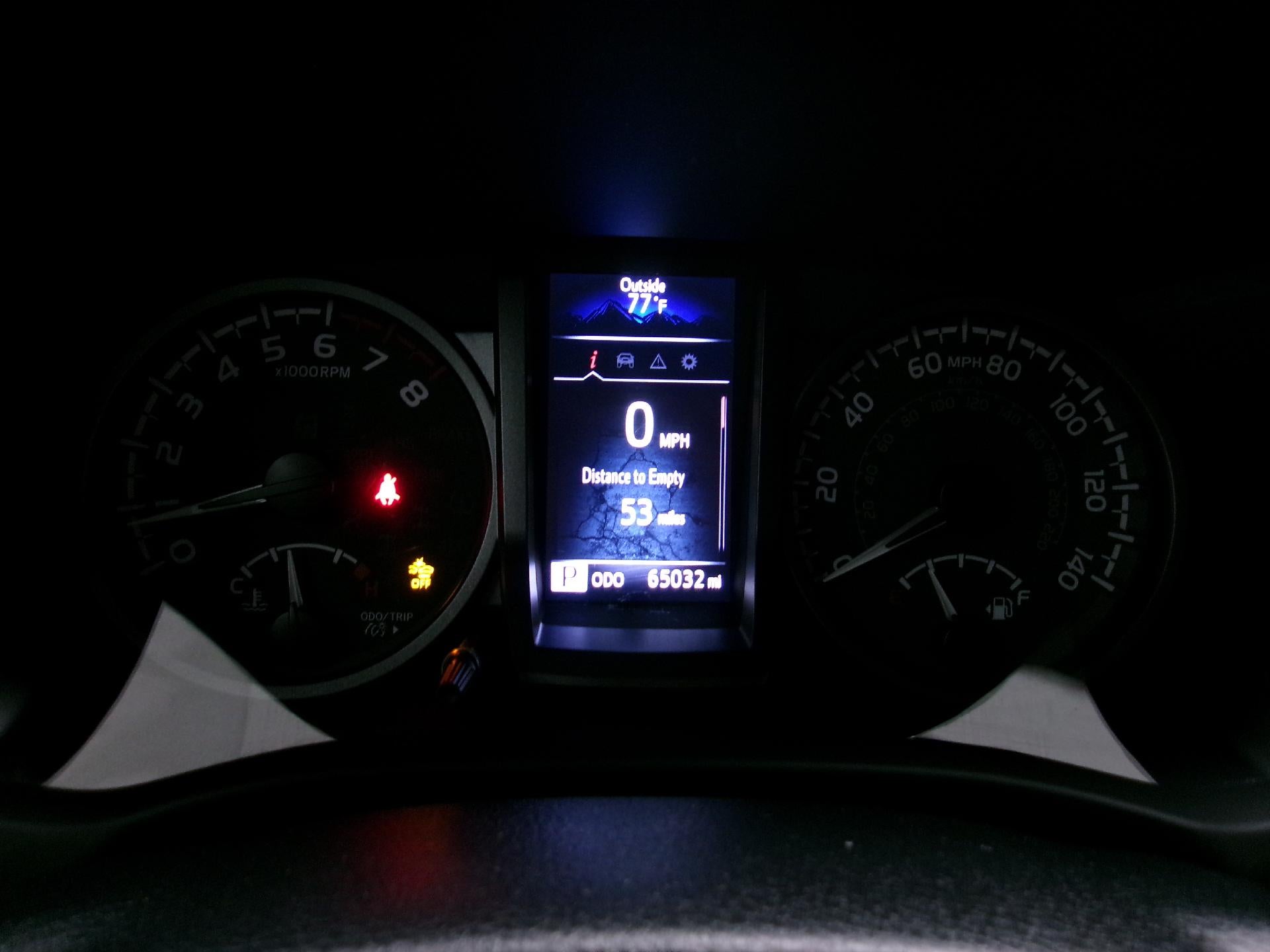 2022 Toyota Tacoma 4WD 4WD TRD Sport Double Cab 5' Bed V6 MT (Natl)