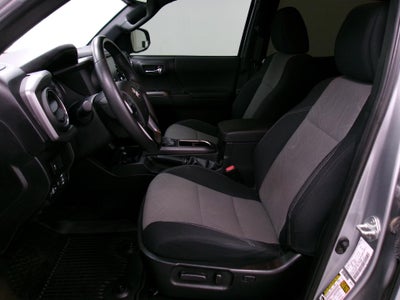 2022 Toyota Tacoma 4WD 4WD TRD Sport Double Cab 5' Bed V6 MT (Natl)