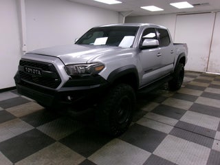 2022 Toyota Tacoma 4WD 4WD TRD Sport Double Cab 5' Bed V6 MT (Natl)