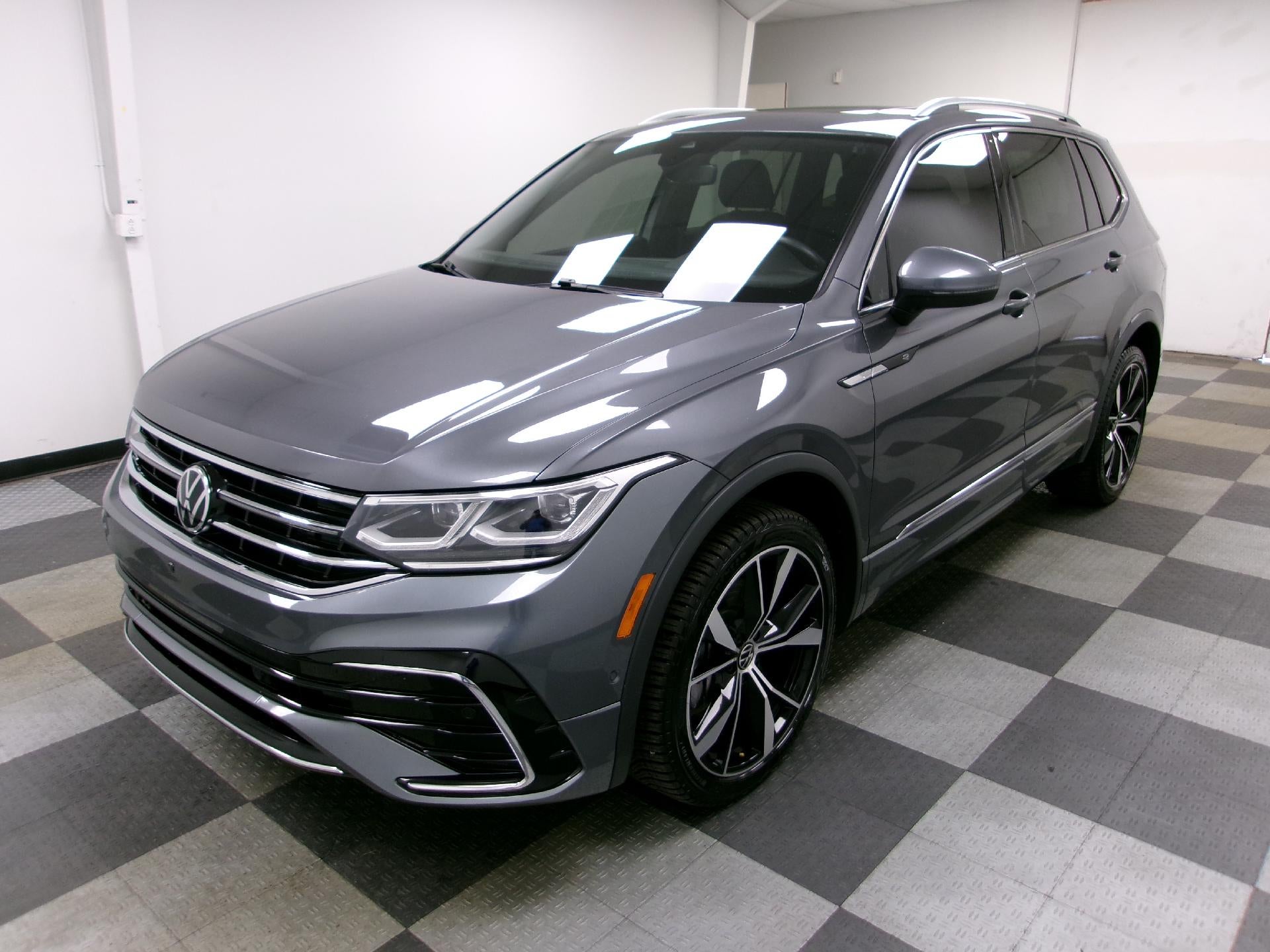 2024 Volkswagen Tiguan 2.0T SEL R-Line 4MOTION