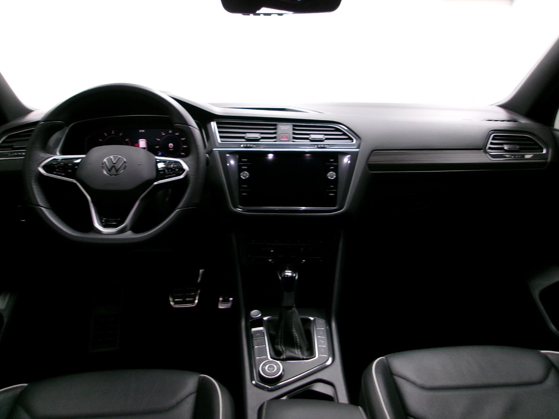 2024 Volkswagen Tiguan 2.0T SEL R-Line 4MOTION
