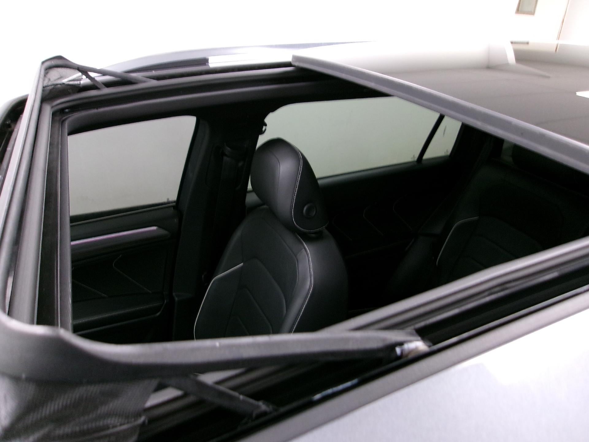 2024 Volkswagen Tiguan 2.0T SEL R-Line 4MOTION