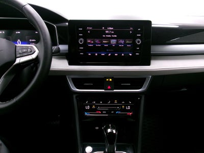 2025 Volkswagen Taos SE 4MOTION