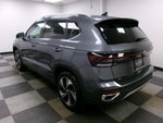 2025 Volkswagen Taos SE 4MOTION
