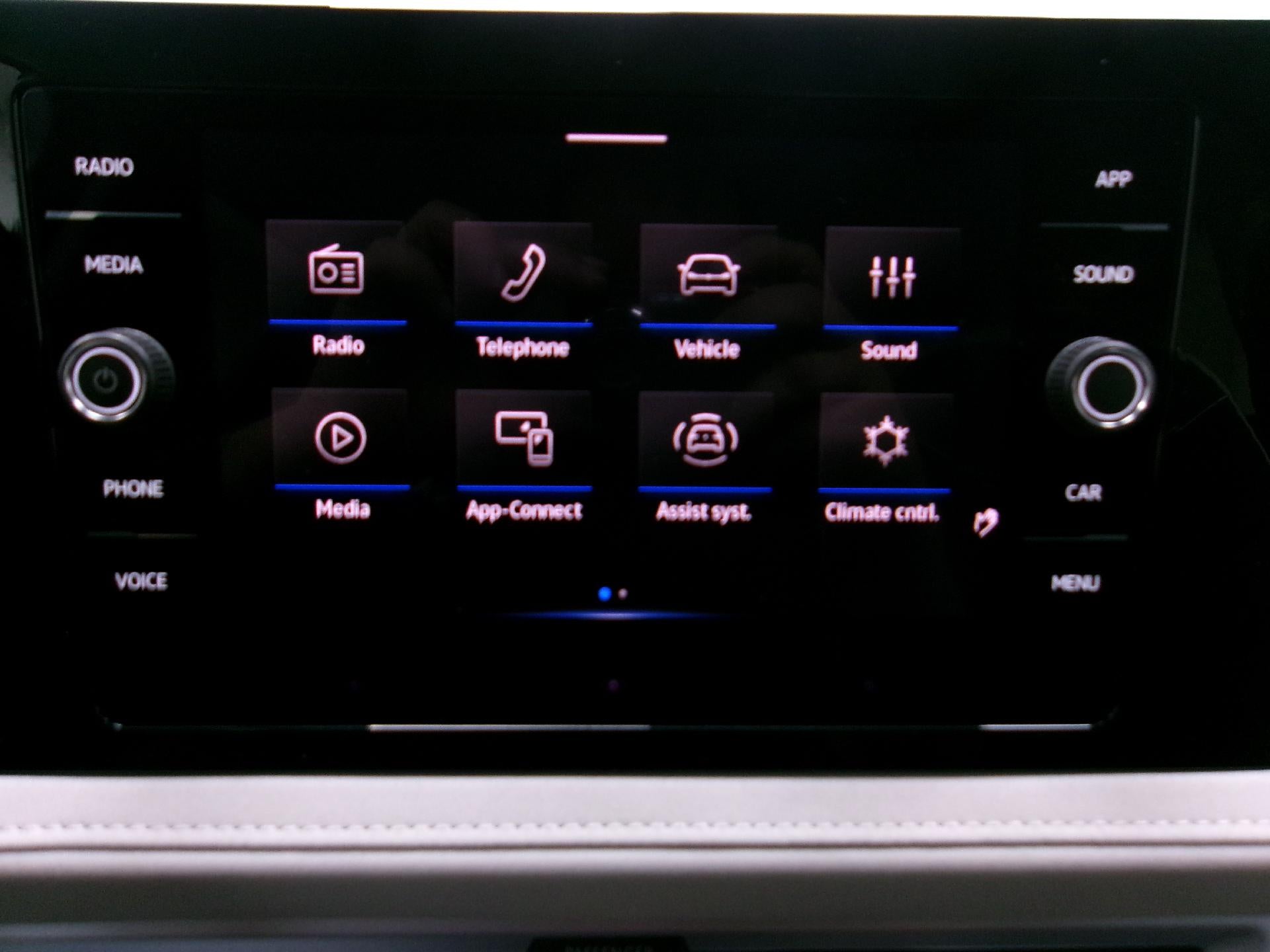 2025 Volkswagen Taos SE 4MOTION