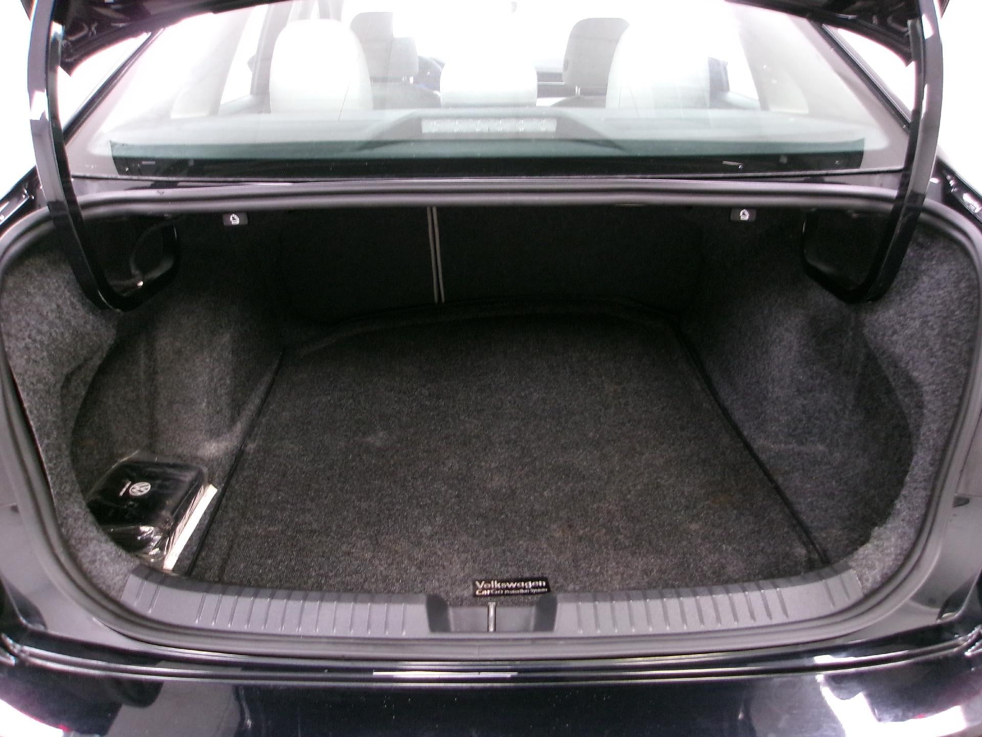 2025 Volkswagen Jetta S Auto