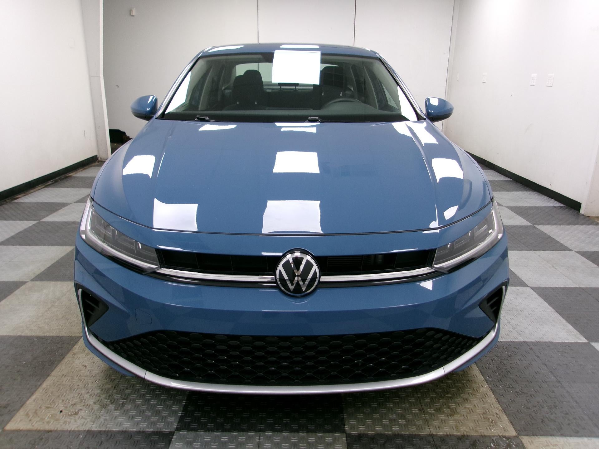 2025 Volkswagen Jetta S Auto