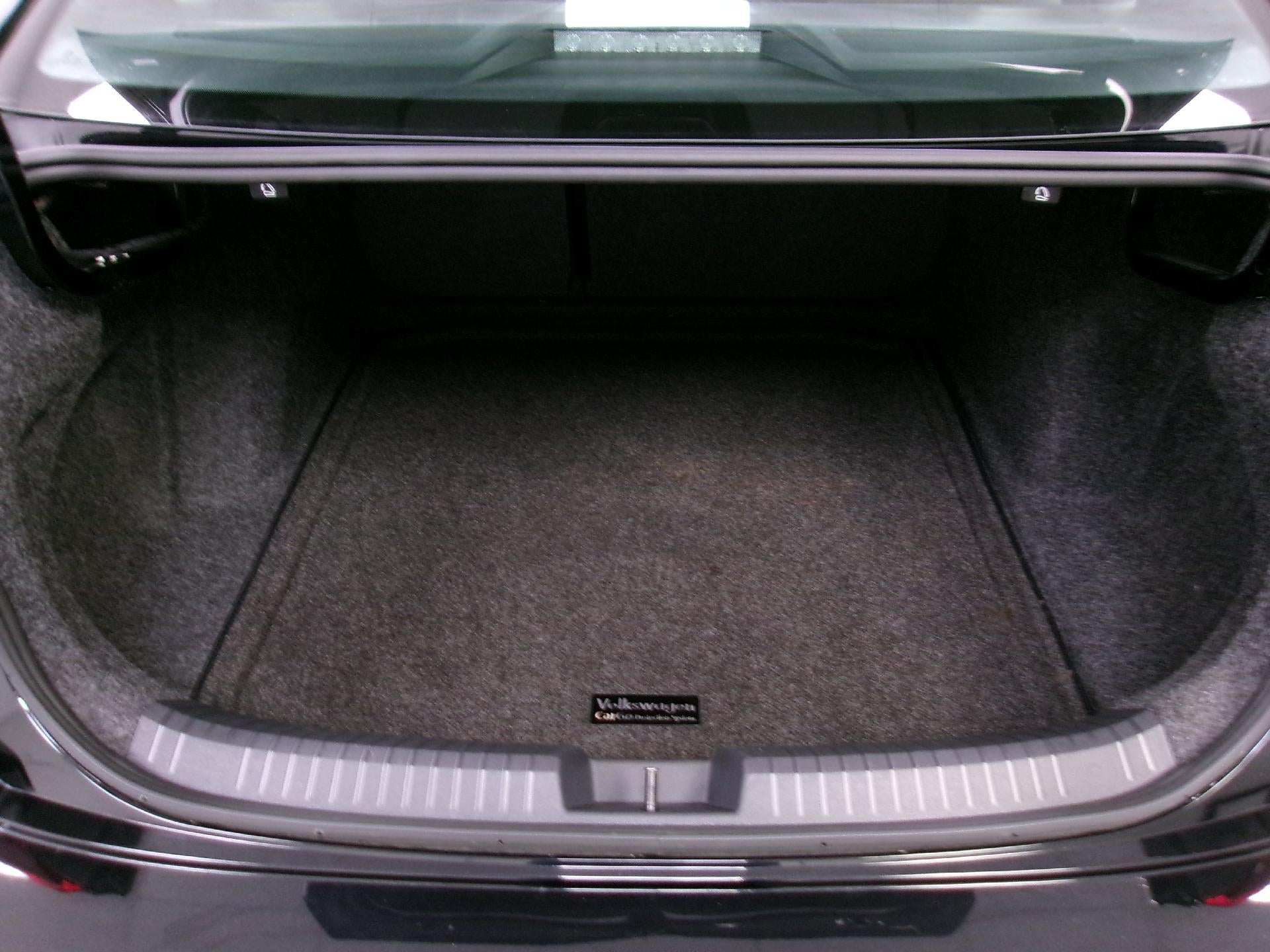 2024 Volkswagen Jetta Sport Auto