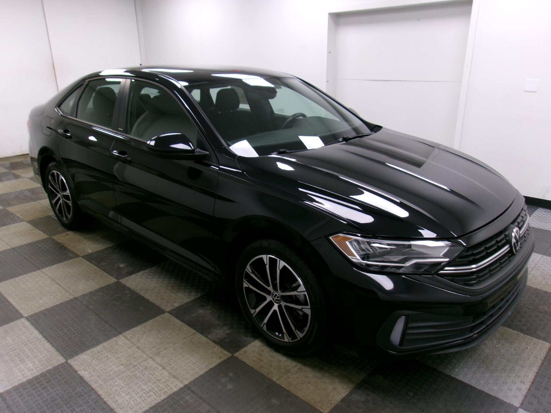 2024 Volkswagen Jetta Sport Auto