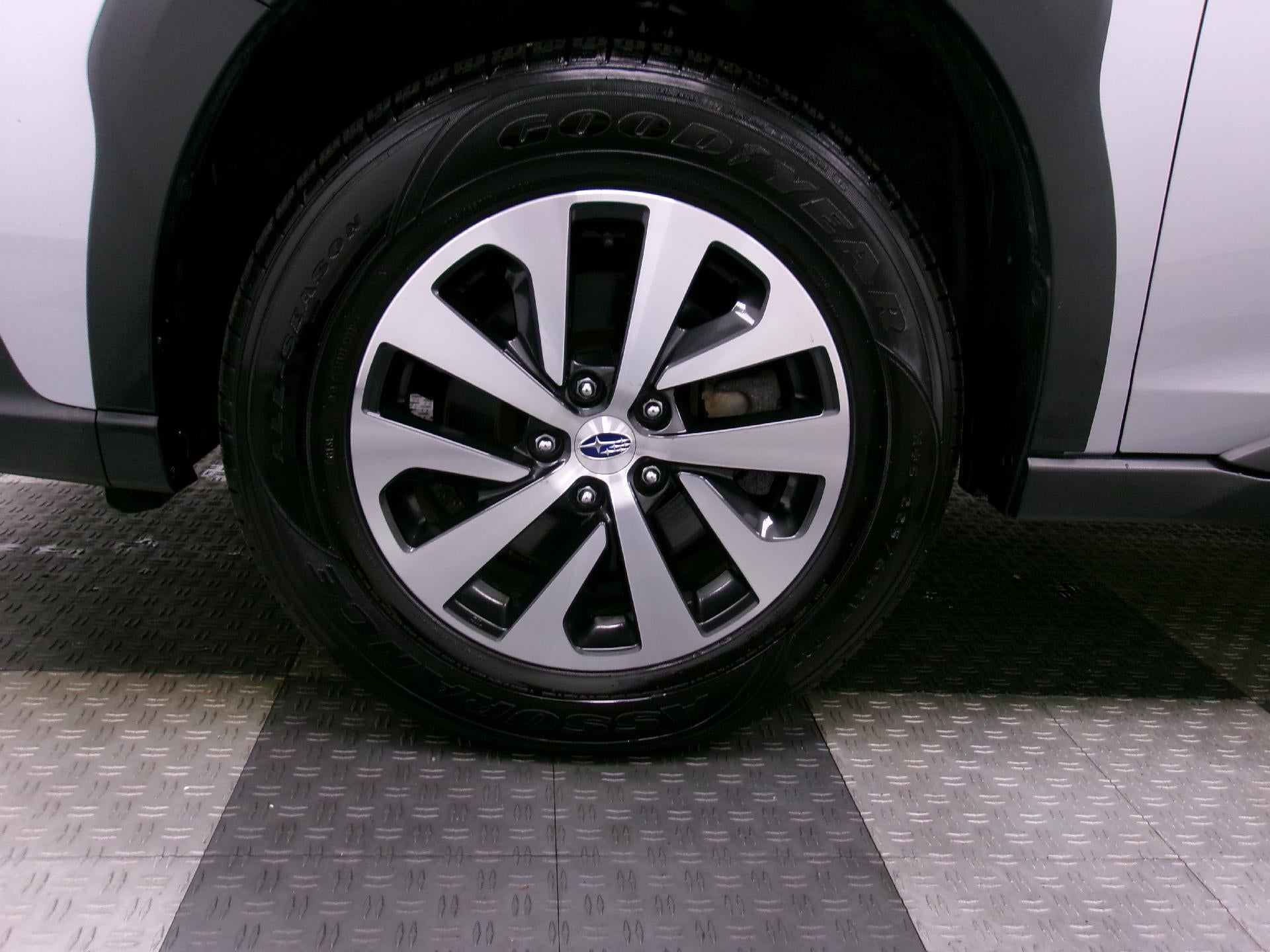 2023 Subaru Outback Premium CVT