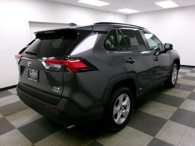 2021 Toyota RAV4 Hybrid XLE AWD (Natl)