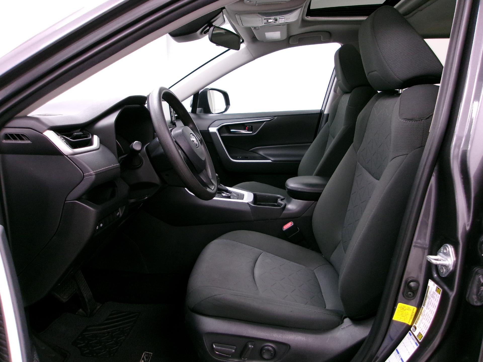 2021 Toyota RAV4 Hybrid XLE AWD (Natl)