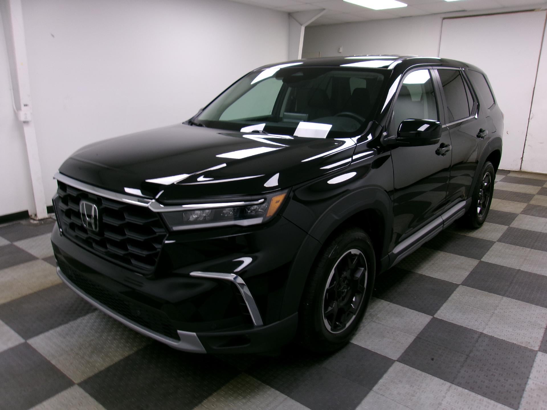 2025 Honda Pilot EX-L AWD's photo