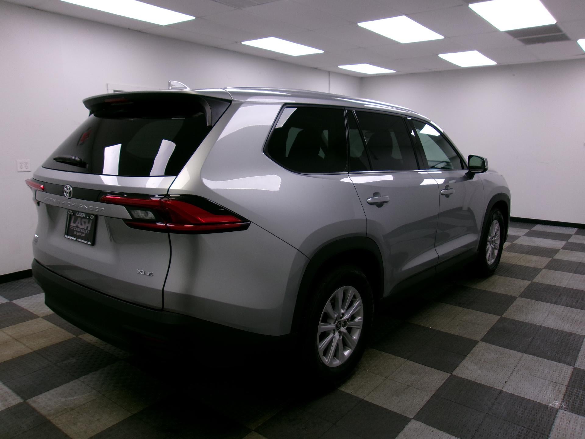 2024 Toyota Grand Highlander XLE AWD (Natl)