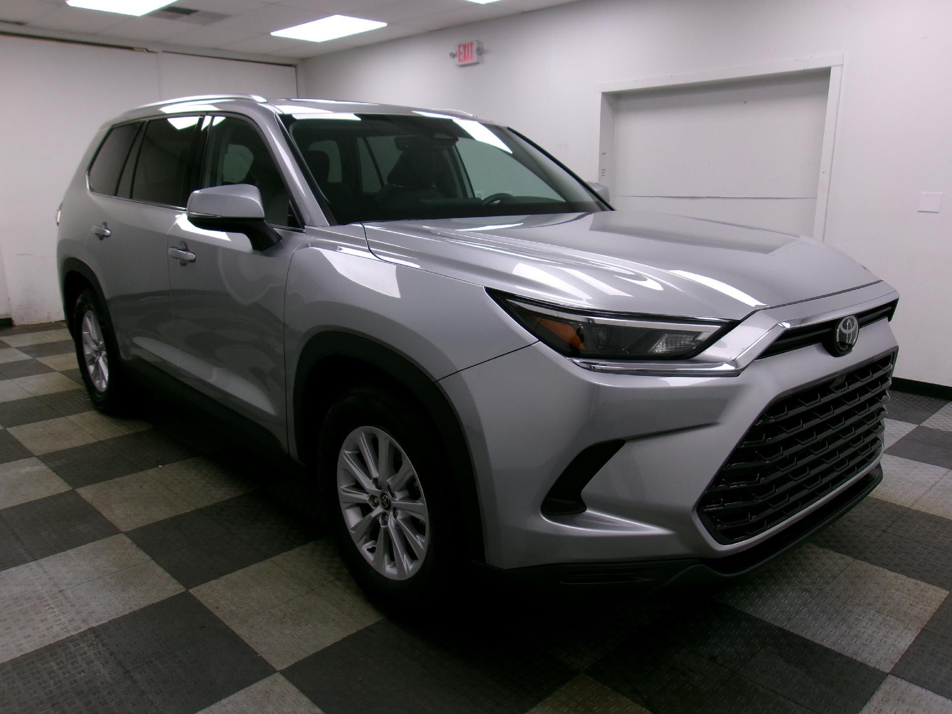 2024 Toyota Grand Highlander XLE AWD (Natl)