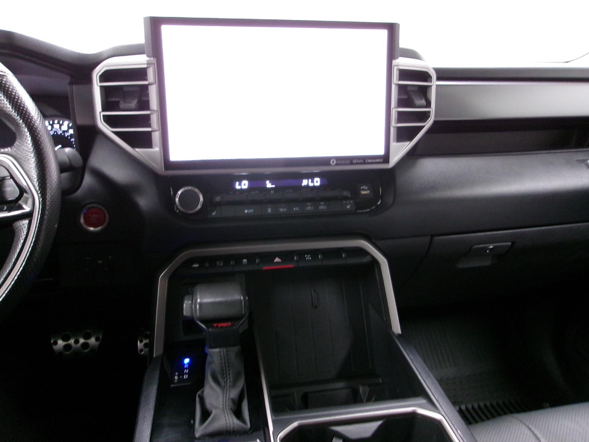 2024 Toyota Tundra 4WD 4WD SR5 CrewMax 5.5' Bed (SE)