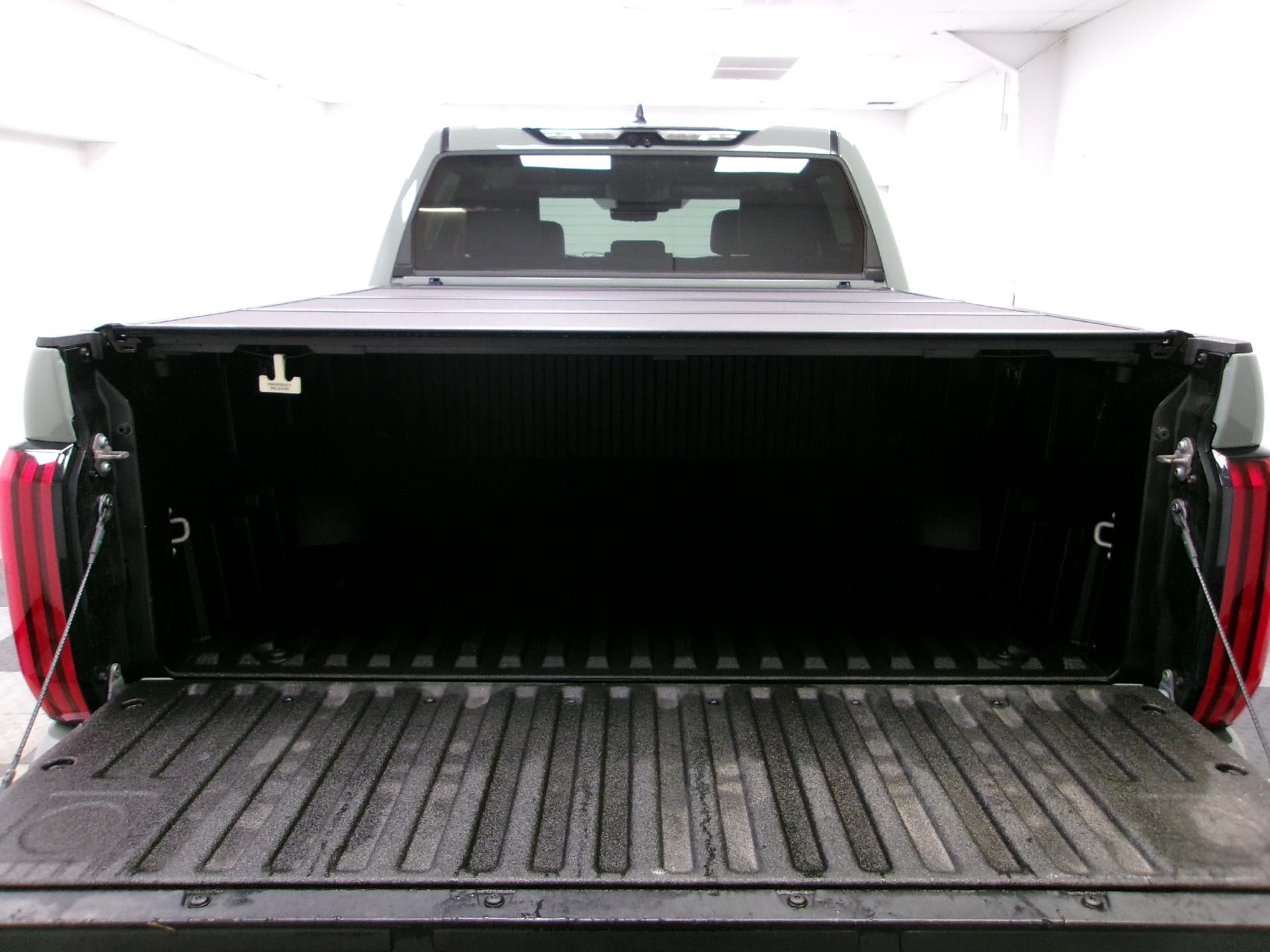 2024 Toyota Tundra 4WD 4WD SR5 CrewMax 5.5' Bed (SE)