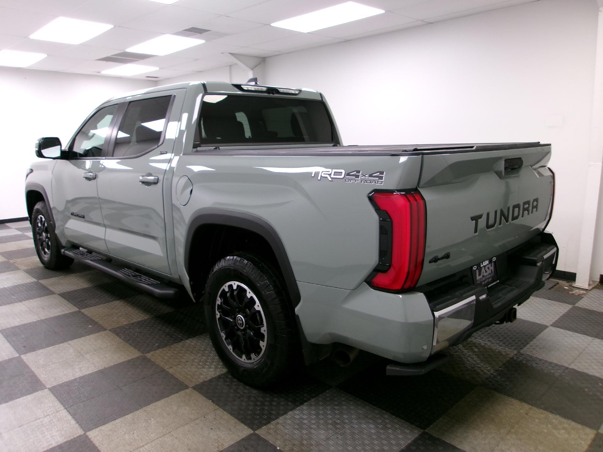 2024 Toyota Tundra 4WD 4WD SR5 CrewMax 5.5' Bed (SE)