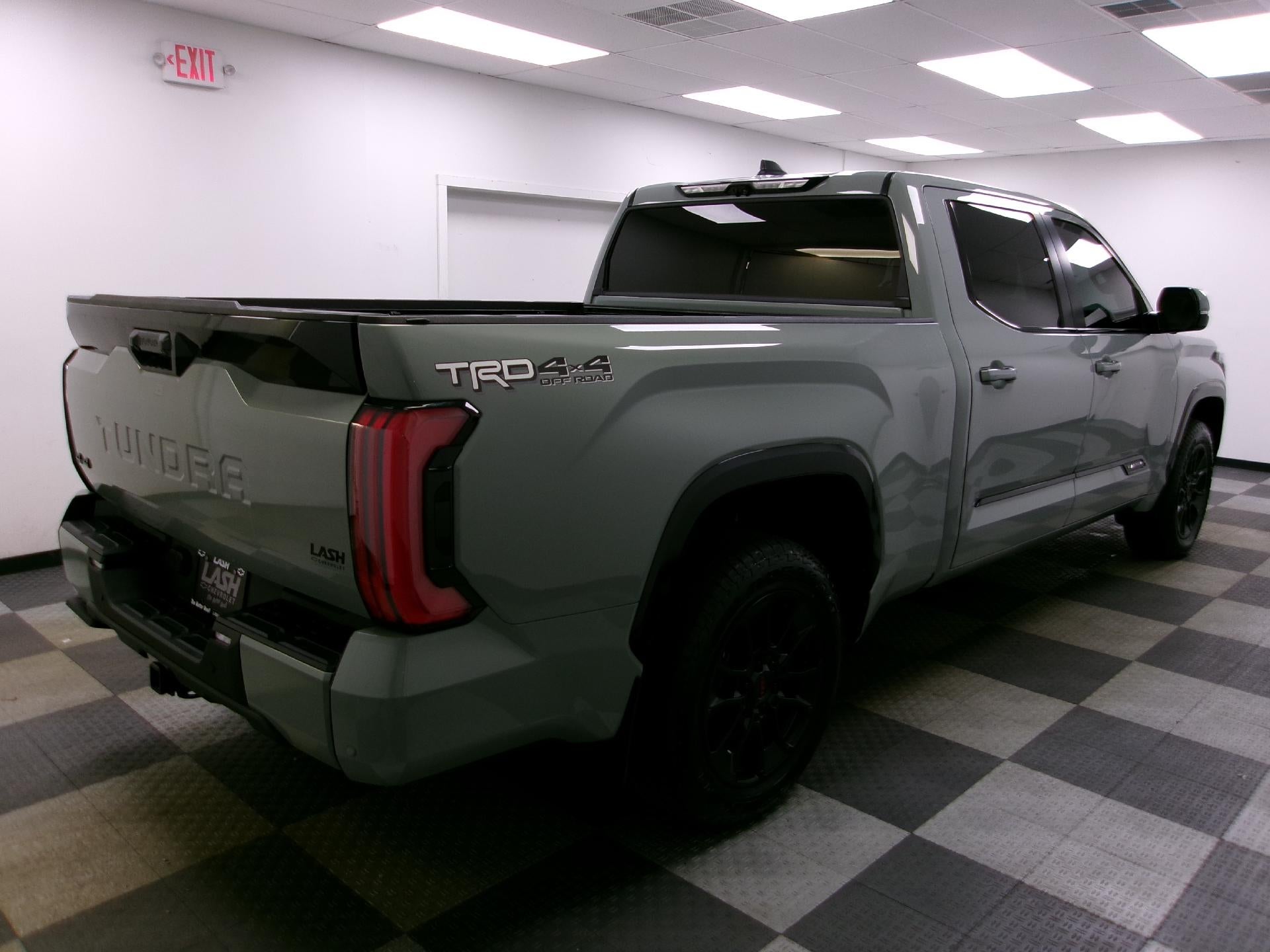 2024 Toyota Tundra 4WD 4WD Platinum CrewMax 6.5' Bed (Natl)