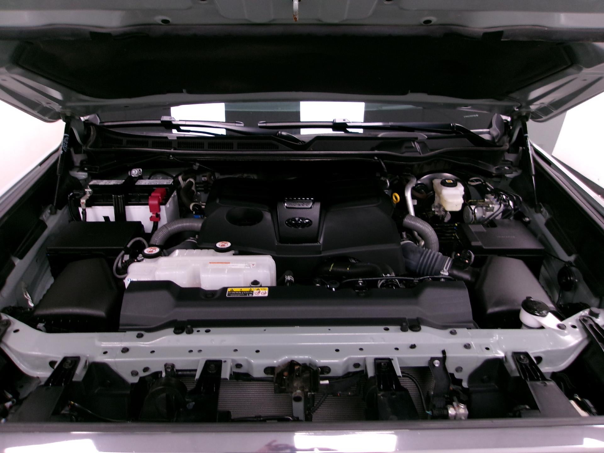 2024 Toyota Tundra 4WD 4WD Platinum CrewMax 6.5' Bed (Natl)