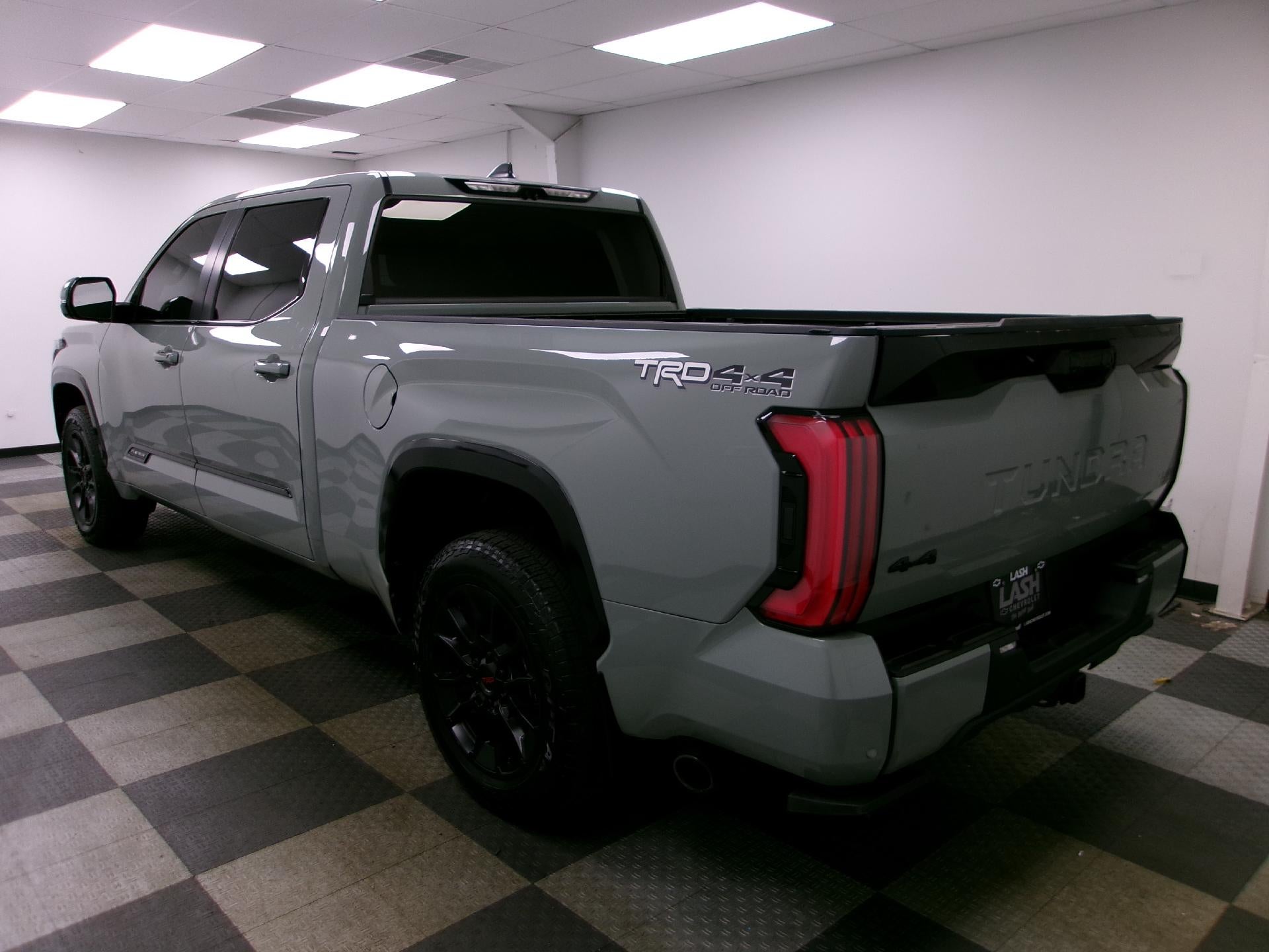 2024 Toyota Tundra 4WD 4WD Platinum CrewMax 6.5' Bed (Natl)