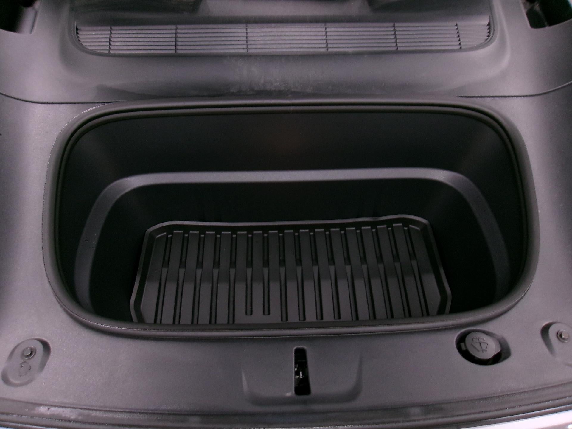 2026 Tesla Model Y Long Range Launch Series AWD *Ltd Avail*