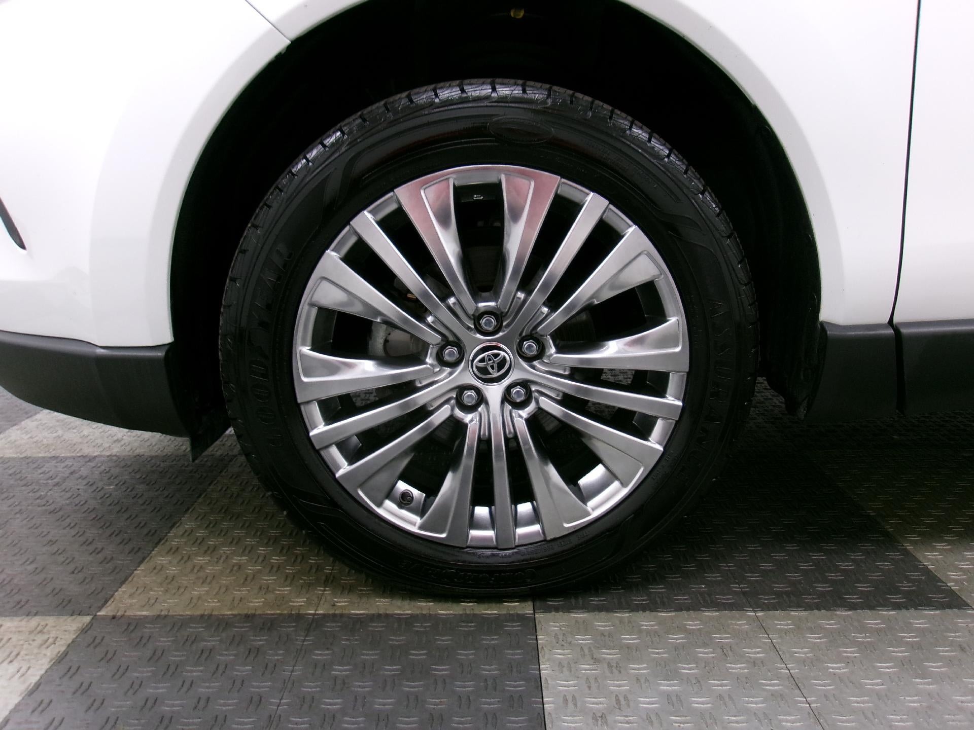 2024 Toyota Venza Limited AWD (GS)