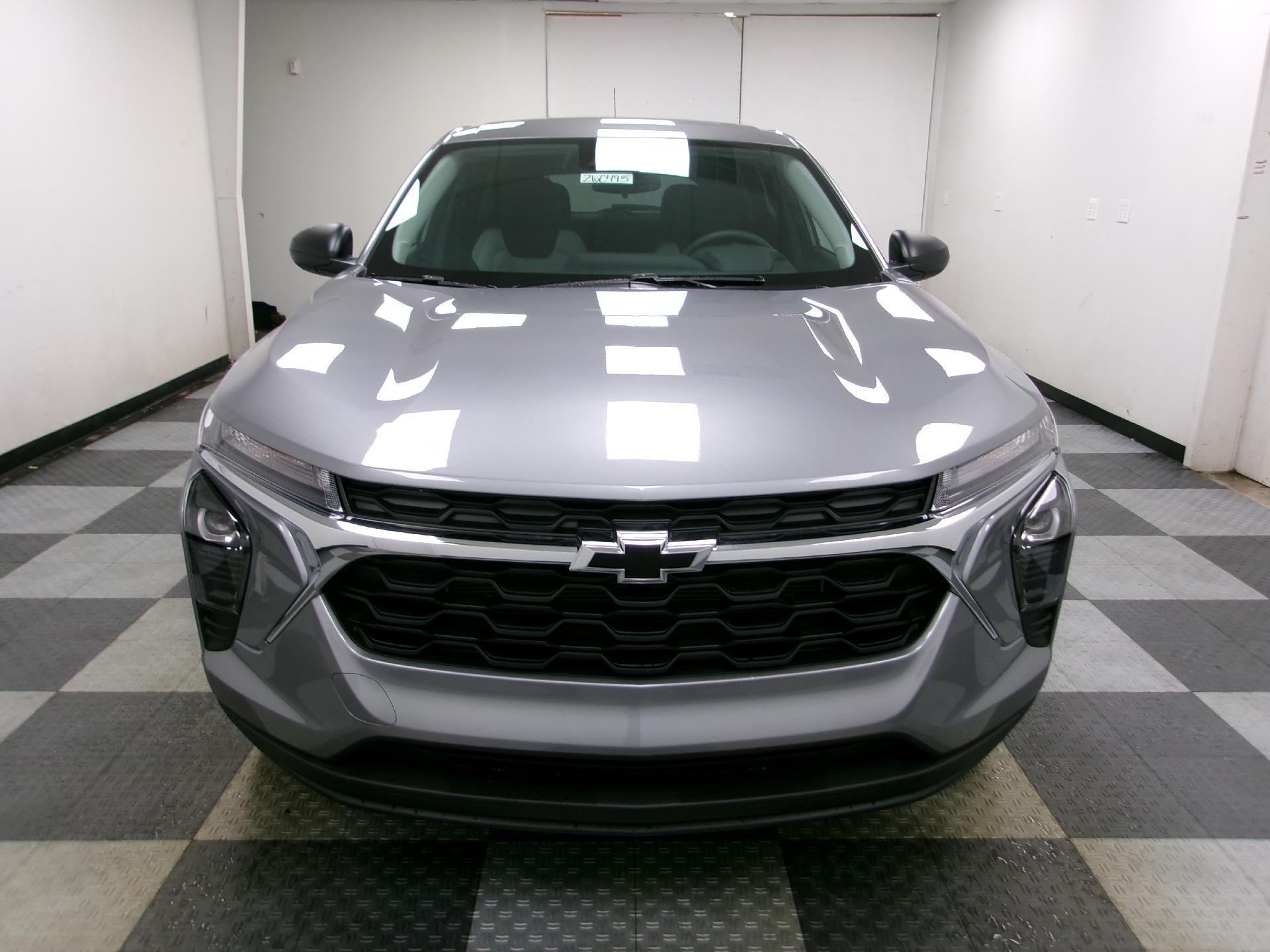 2026 Chevrolet Trax FWD 4dr LS