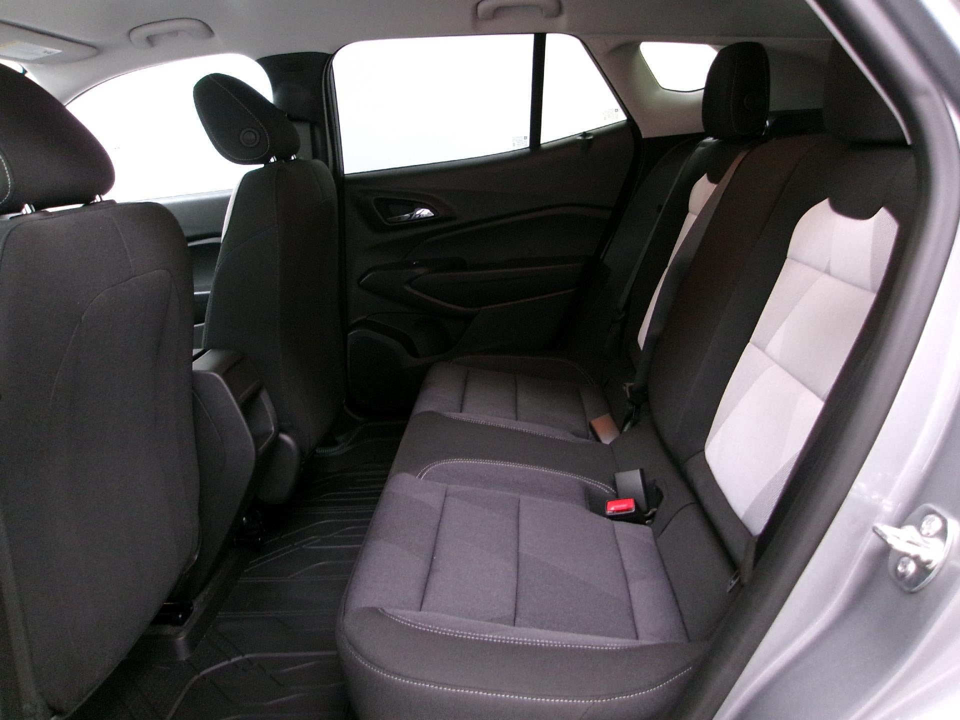 2026 Chevrolet Trax FWD 4dr LS