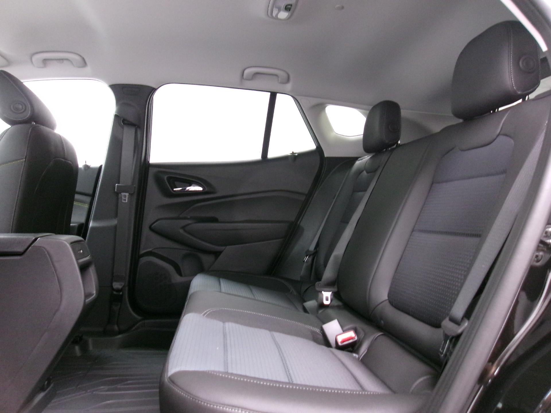 2026 Chevrolet Trax FWD 4dr LT