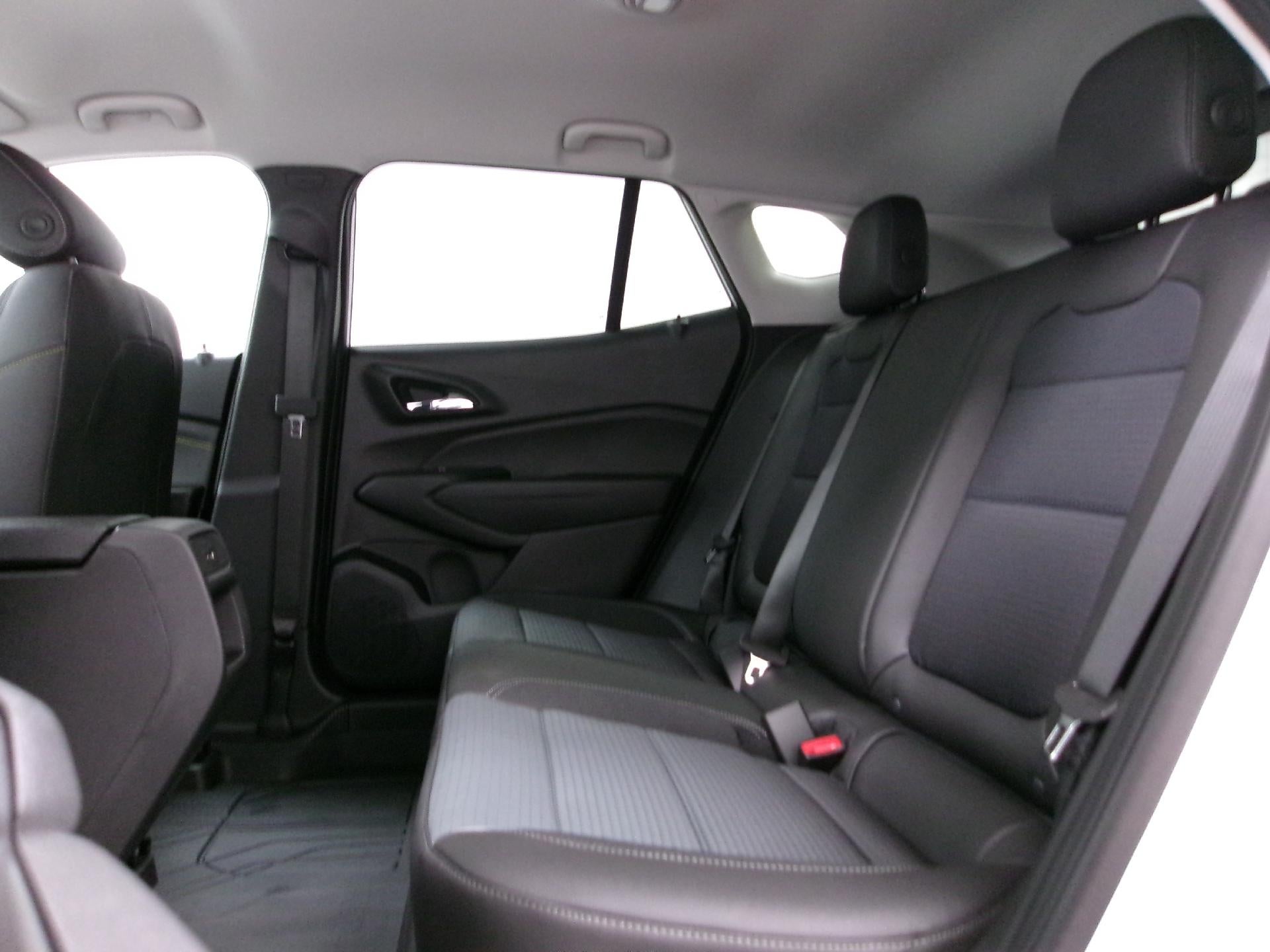 2026 Chevrolet Trax FWD 4dr LT